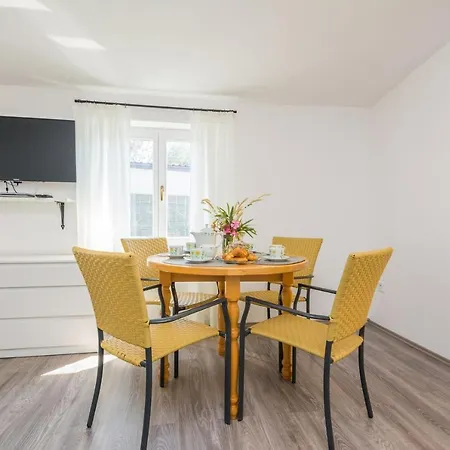 Apartment Mariusz Apartment Vir