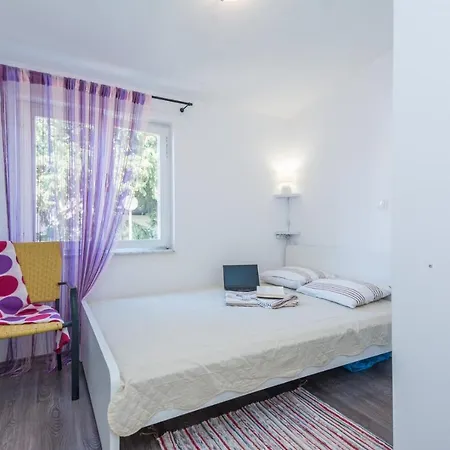Apartment Mariusz * Vir